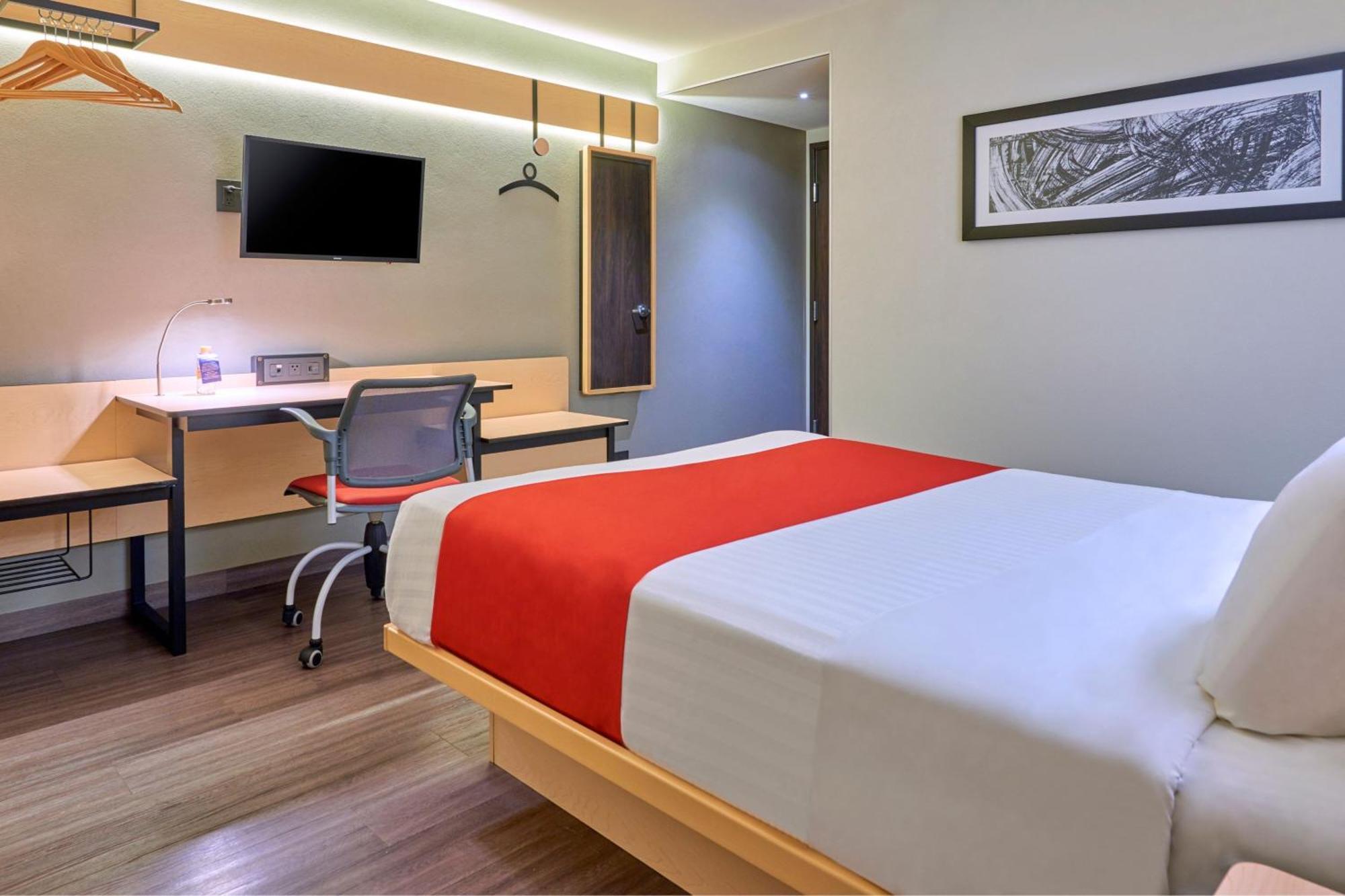 ซิตี้ เอ็กซ์เพรส ปิเอดราส เนกราส Hotel ภายนอก รูปภาพ