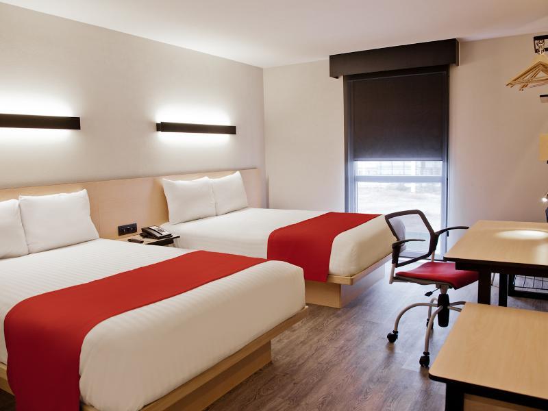 ซิตี้ เอ็กซ์เพรส ปิเอดราส เนกราส Hotel ภายนอก รูปภาพ
